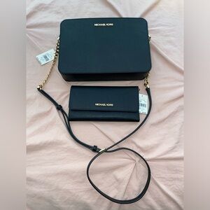 Michael Kors crossbody jet set